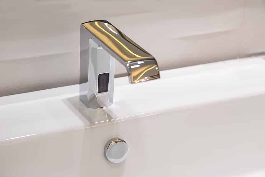 The Benefits of a Touchless Faucet